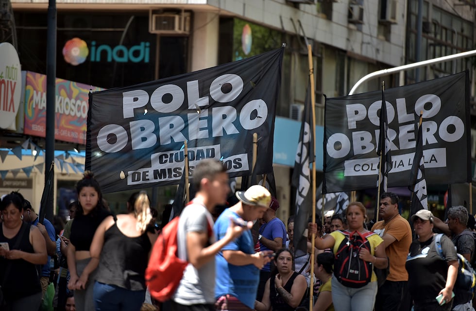 Por la suspensión de planes sociales, piqueteros anunciaron cortes para el próximo martes en todo el país