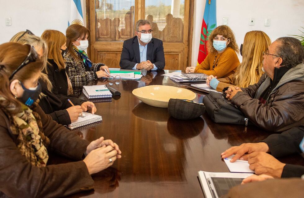 Desde Julio los docentes cobrarán $60 mil de salario mínimo