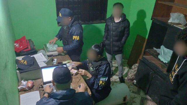 La Policía Federal hizo doce allanamientos simultáneos.