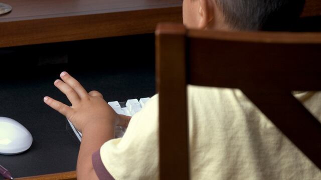 El Tribunal consideró la opinión de un niño para suspender la comunicación con su papá.