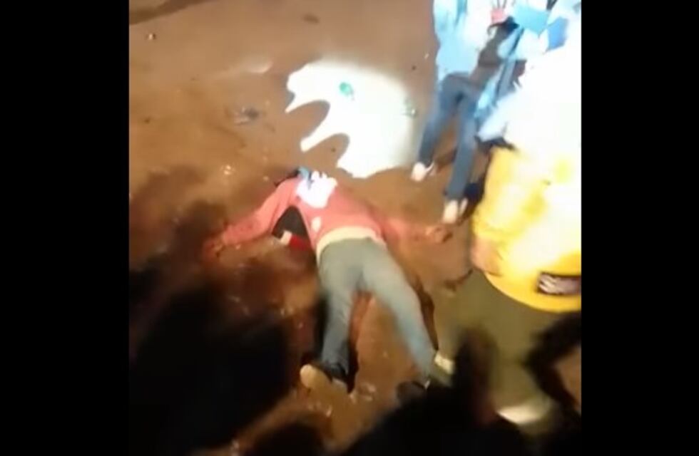 Video: violenta pelea en El Trapiche terminó con un joven internado