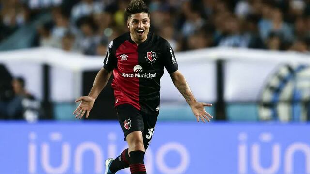 El ex delantero de Talleres, calve en una victoria de Newell's que se festejó en Córdoba.