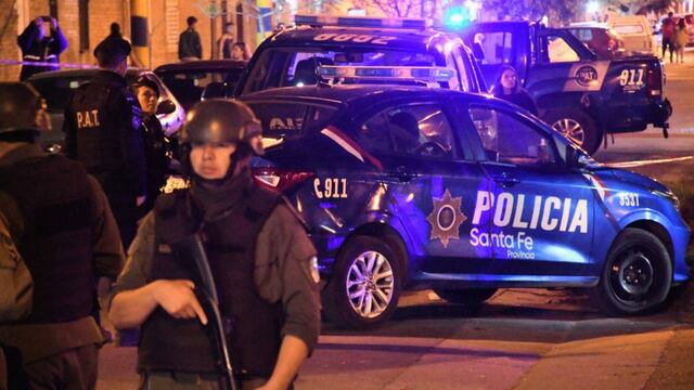 En Ameghino y Patricias Argentinas auxiliaron a otras dos personas heridas.