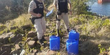 Efectivos de Prefectura Naval Argentina secuestraron ketamina en la costa posadeña.