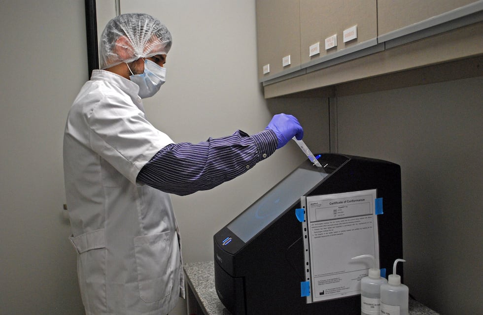 Destacada evaluación del Laboratorio de Análisis Genéticos de la Corte Suprema