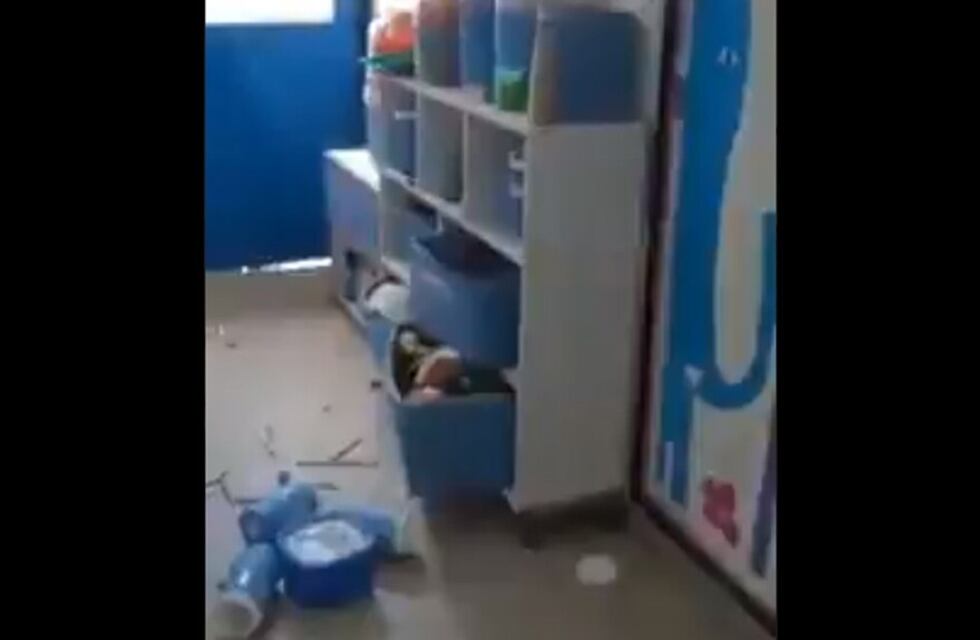 Robaron una escuela en Merlo antes del comienzo de clases y se llevaron hasta las canillas