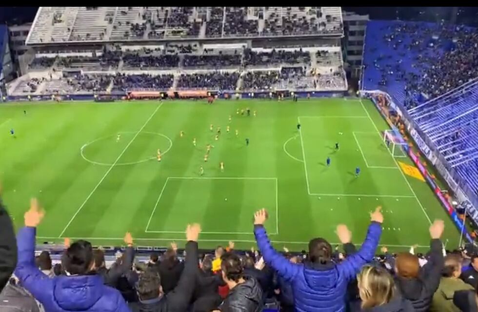 Insólito: un “infiltrado” usó una foto con la camiseta de Talleres para hacerse socio de Vélez