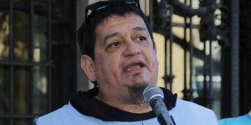 Cuevas dijo además que pedirán explicaciones de porqué se suspendió la vacunación a docentes.