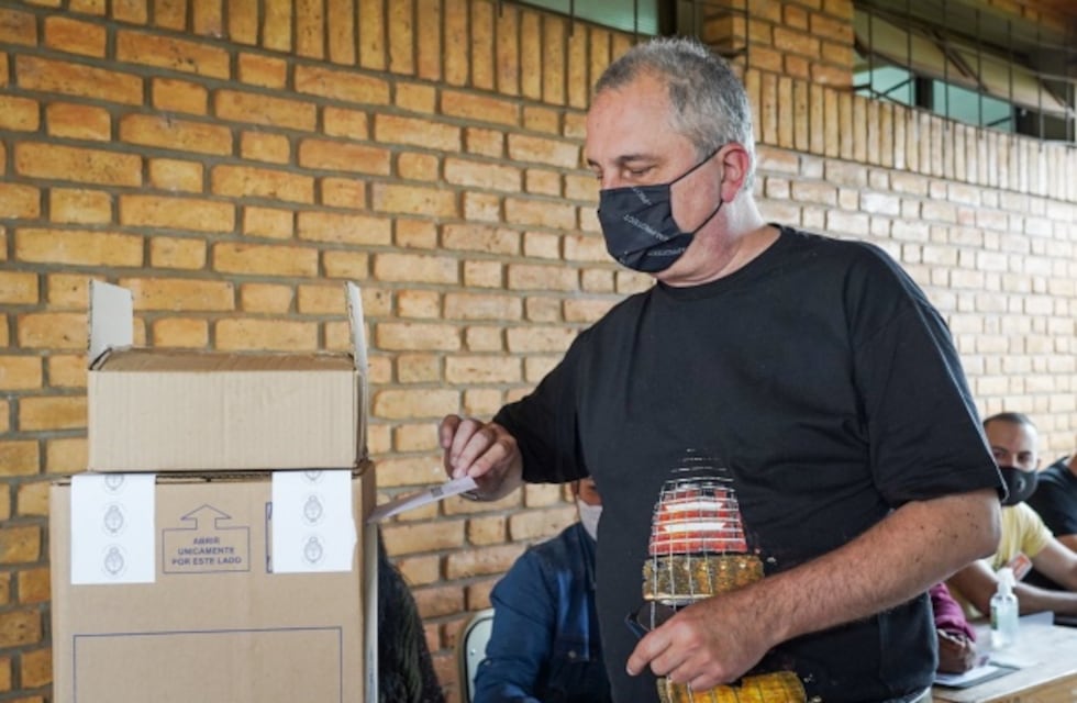 PASO 2021 en Misiones |El vicepresidente de la Cámara de Diputados, Hugo Passalacqua, sufragó en horas de la mañana