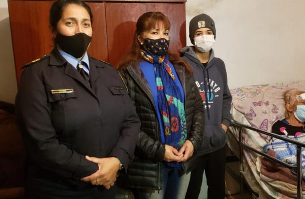 Córdoba: guiada por teléfono por el 911, salvó la vida de su madre