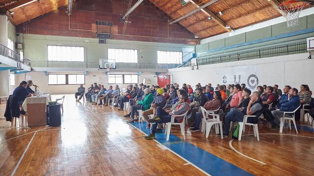 Gran concurrencia a la charla sobre calderas industriales y recipientes de presión