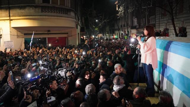 Los movimientos sociales se sumarán al pedido de apoyo en las calles a Cristina Kirchner.