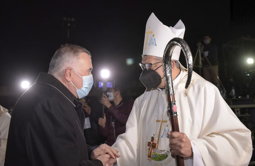 Jaldo participó en la consagración del nuevo obispo de Concepción José Antonio Díaz