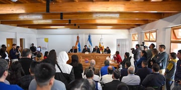 Harrington llamó a la comunidad a ser “orgullosamente tolhuinenses”