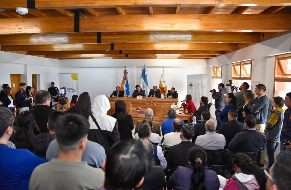 Harrington llamó a la comunidad a ser “orgullosamente tolhuinenses”