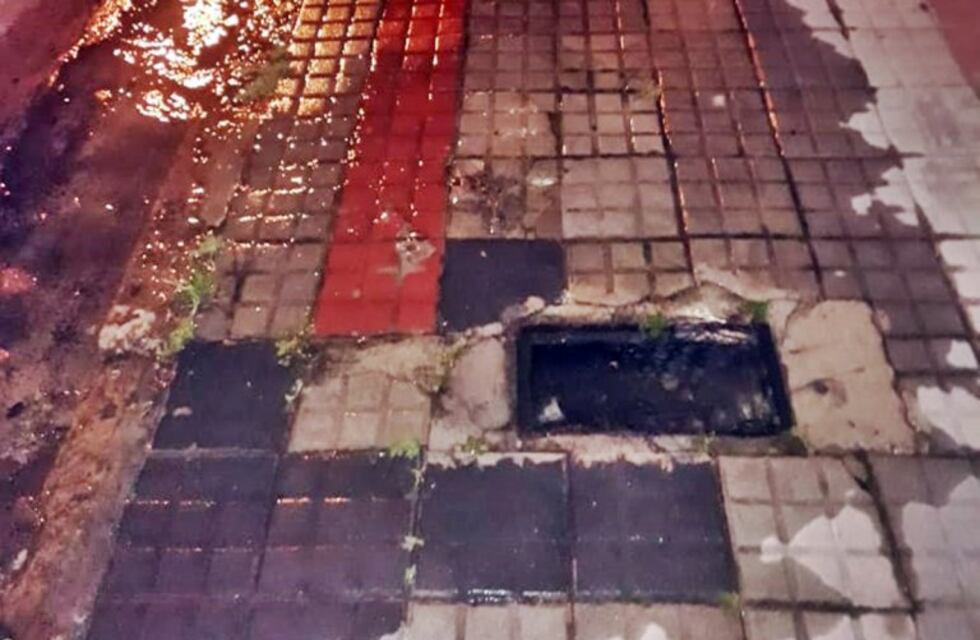 Tras allanamientos, detuvieron a un joven que tenía varios medidores de agua