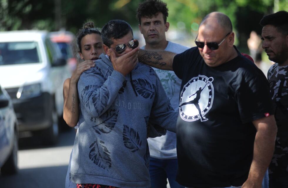 Las imágenes del dolor: el desgarrador adiós a Tomás Tello, el chico asesinado en Santa Teresita