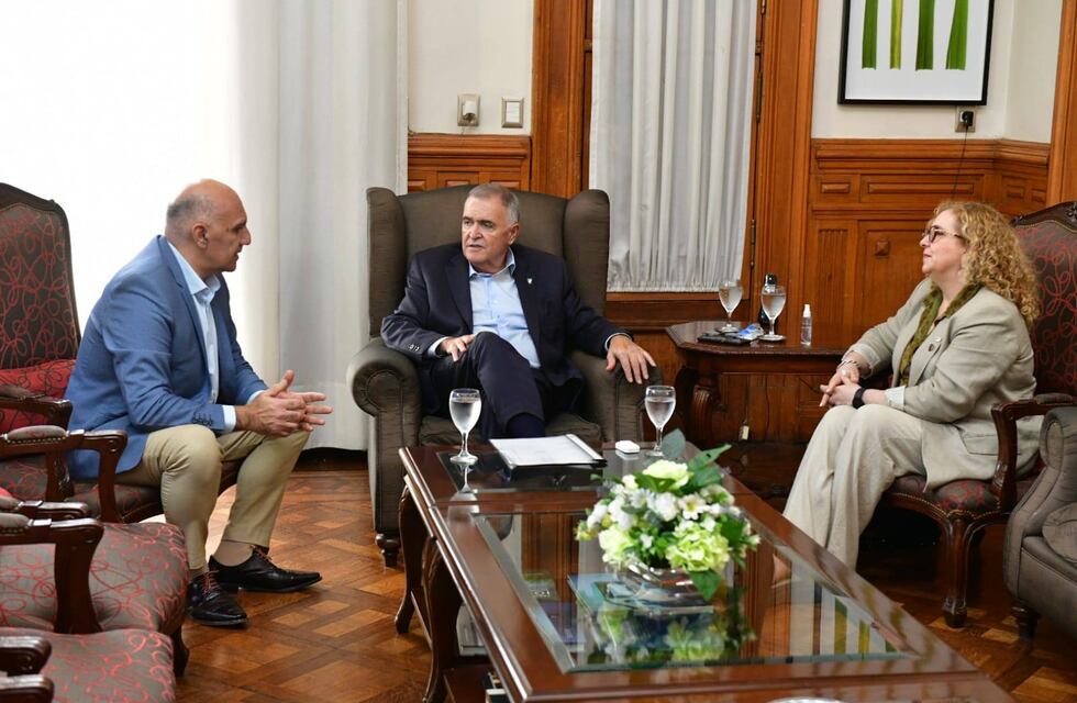 Jaldo: "Garantizar una atención médica de calidad para todas y todos los tucumanos"