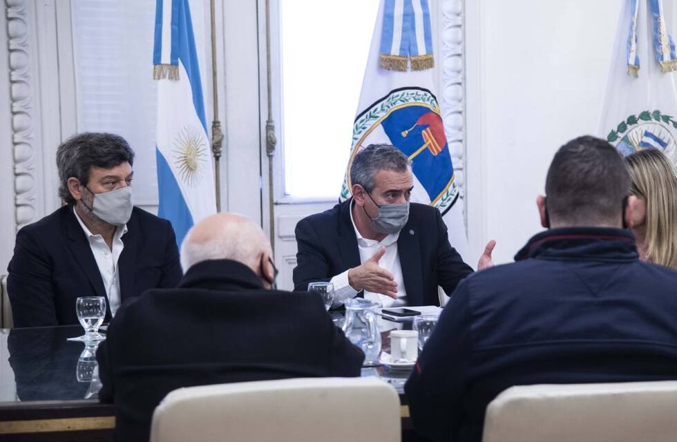 Reunión de Pablo Javkin con concejales por los crímenes: “Todos tenemos que defender a Rosario”