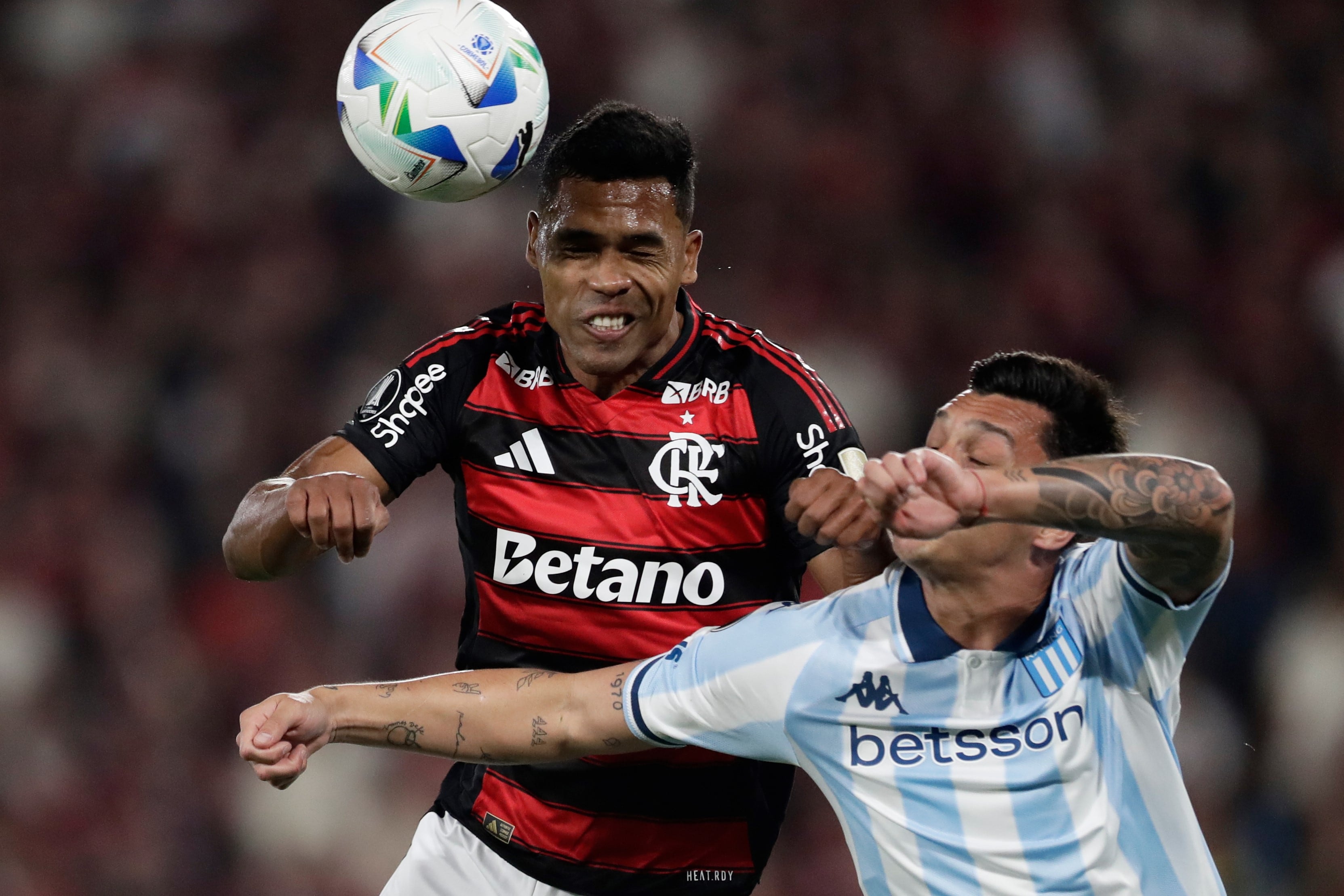 Flamengo vs. Racing (AP)