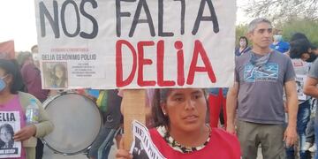 Marcha por Delia Gerónimo Polijo, la adolescente que desapareció hace dos años cuando volvía del colegio, en La Paz, un pequeño pueblo del sur de Traslasierra. (La Voz)
