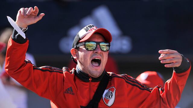 El regreso de los hinchas a la cancha fue uno de los principales temas de los memes.