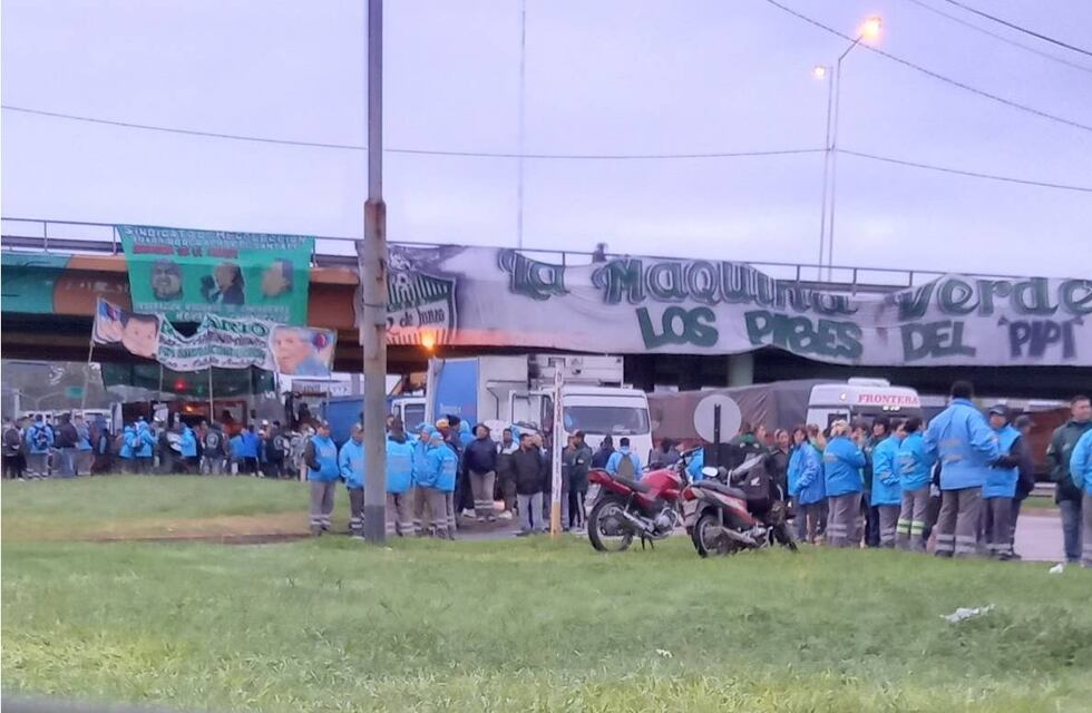 Cortes de tránsito en Rosario: Circunvalación se cargó por una protesta