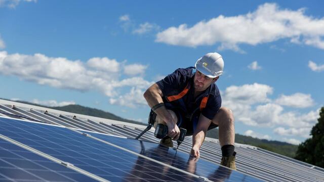 Curso de instalación de paneles solares