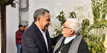 Esto señaló el ministro de gobierno luego del encuentro convocado por el arzobispo Sánchez