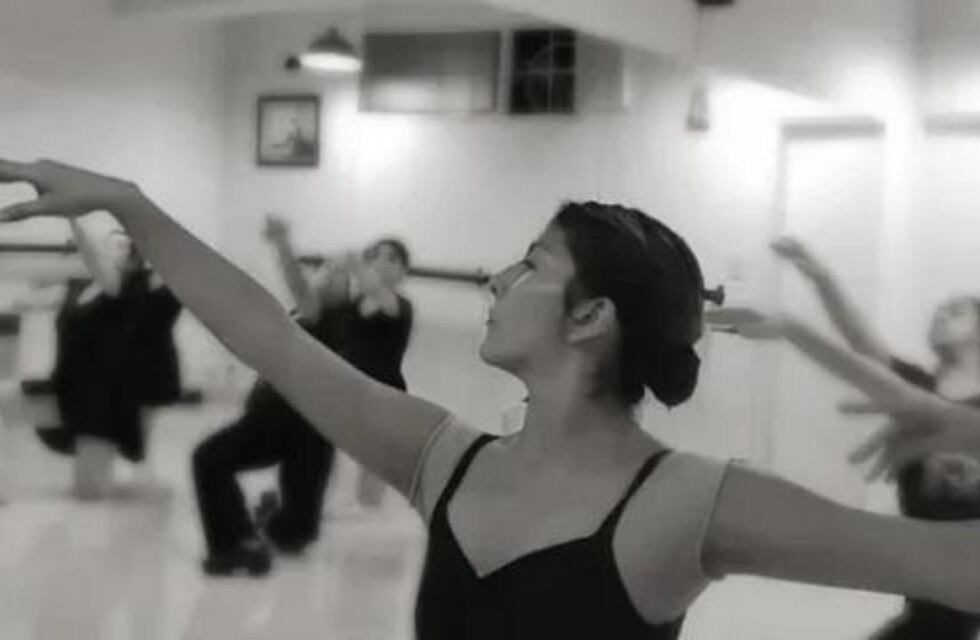 Mariela Campillay, la comodorense que viajó a ver a Coldplay, continúa grave pero de a poco comienza a responder