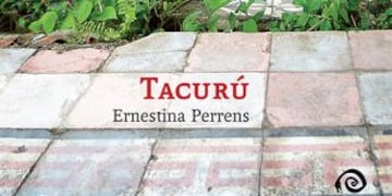 “Esta tierra no es la mía”, repite la protagonista, desmarcándose de ese paisaje correntino que la vio crecer y ahora le resulta tan extraño.