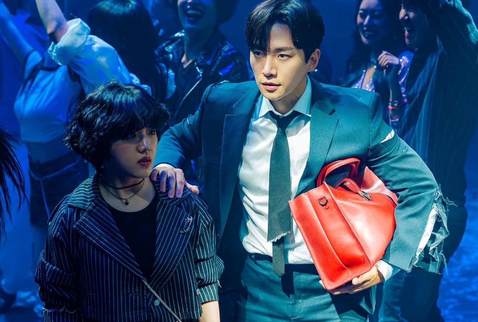 La serie de Netflix sugerida tiene 8 capítulos en total.