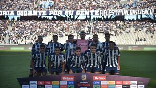 Con cambios de raíz, incluído el técnico, Talleres recuperó la sonrisa en el Kempes (Facundo Luque/La Voz).