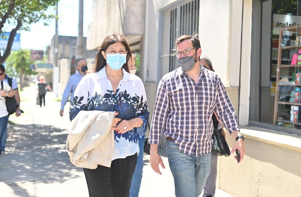 Clara García y Mauro Casella recorrieron la ciudad de Pérez
