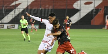 Newell's y Huracán se miden en el Coloso del Parque Independencia por la fecha 13 de la Liga Profesional de Fútbol. (@Newells)