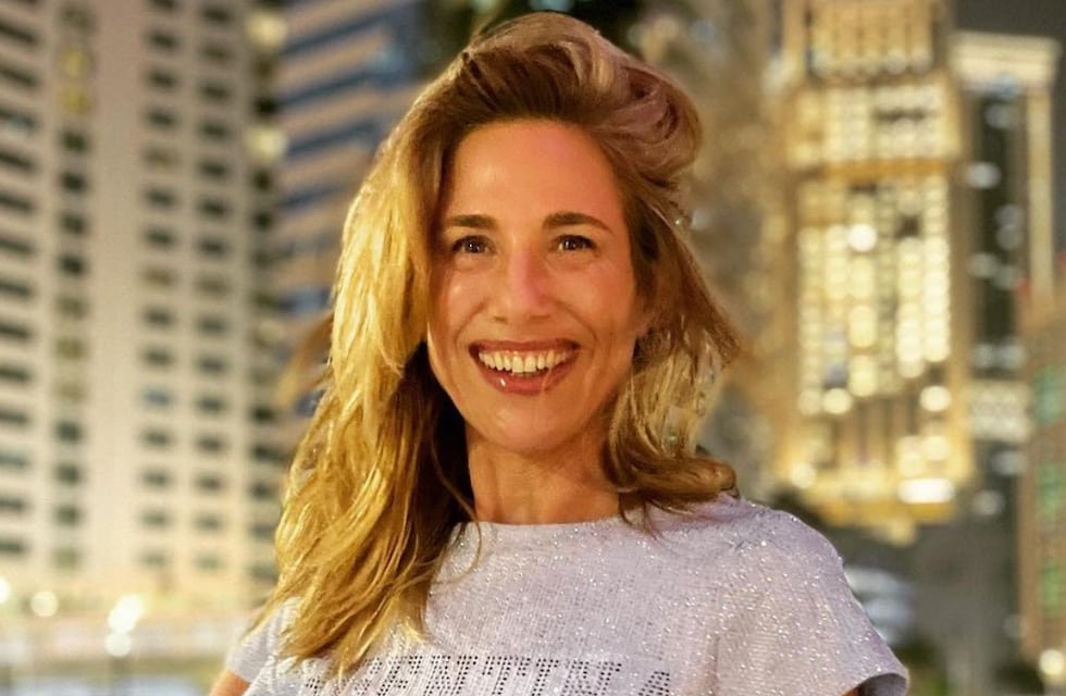 Alina Moine estrenó nuevo look en televisión y puso a prueba a sus compañeros