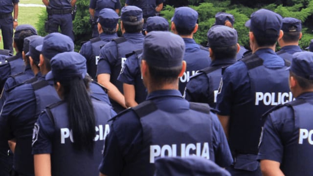 9 policías de la bonaerense son juzgados por la violación de 28 presas.