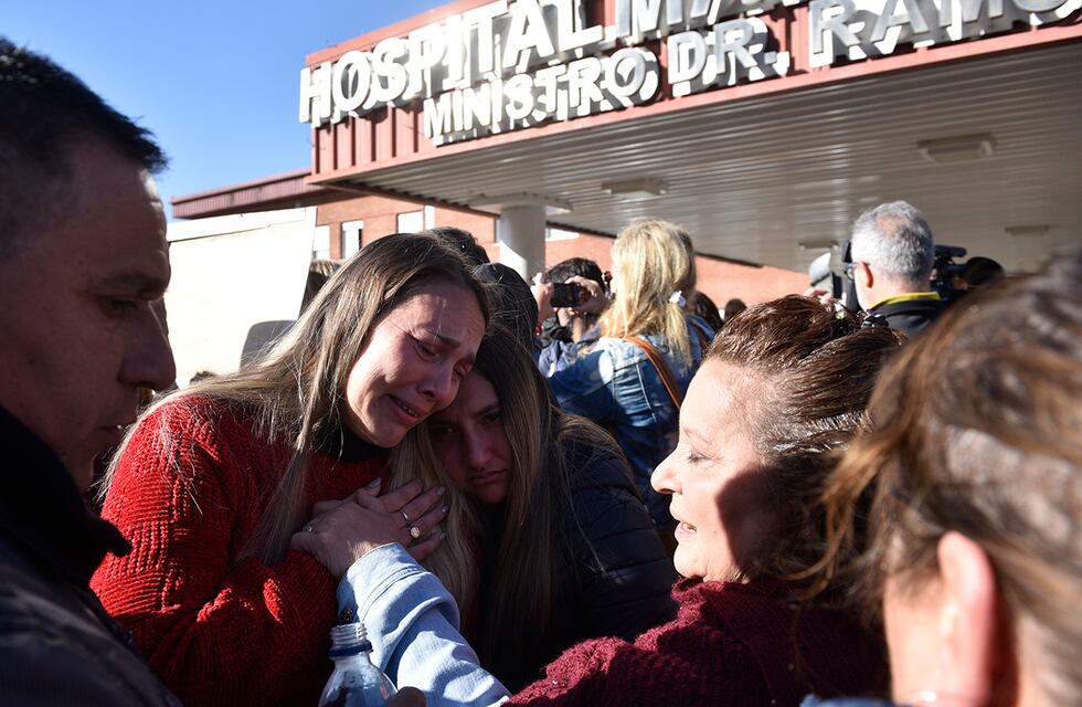 Muerte de bebés en el Hospital Neonatal Córdoba: “Tendríamos que estar en casa con nuestros hijos”