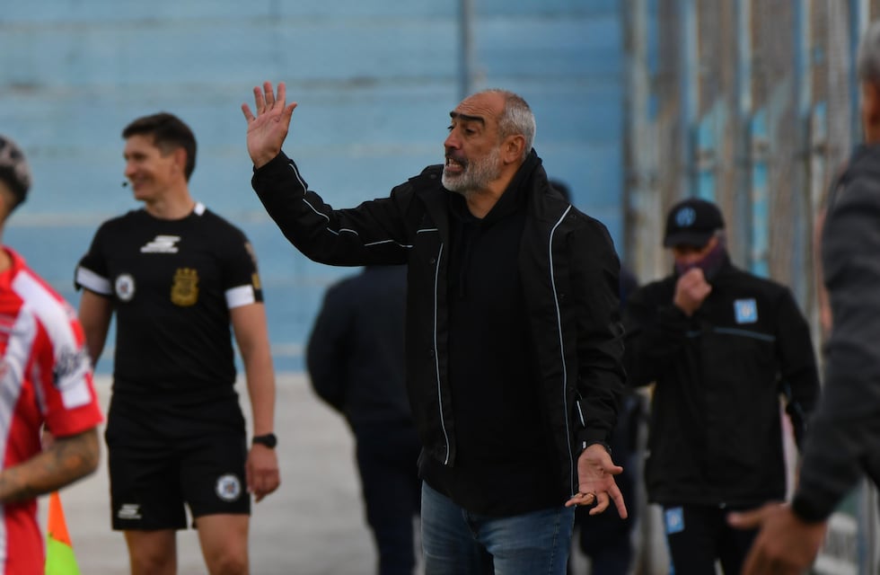 Estudiantes de Río Cuarto y su ilusión de ascenso: así lo analiza Iván Delfino, su entrenador