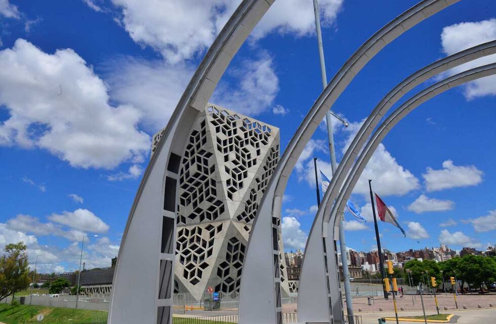 Estatales de Córdoba quieren redondear aumento del 45 por ciento en sus salarios