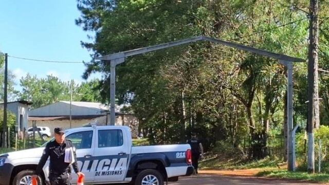 Mataron a un policía y robaron armas de una base policial en Eldorado.