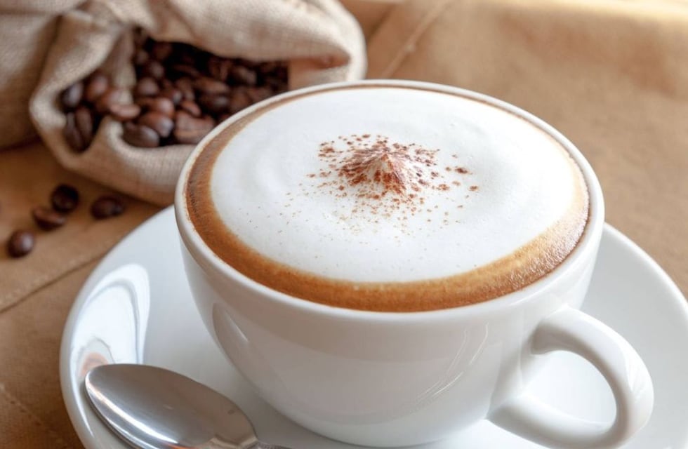 Cómo espumar la leche sin máquina, fácil y rápido con lo que hay en casa