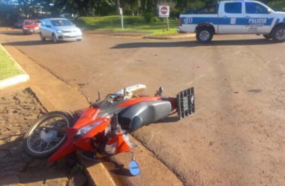 Accidente vial en Aristóbulo del Valle dejó a un motociclista herido