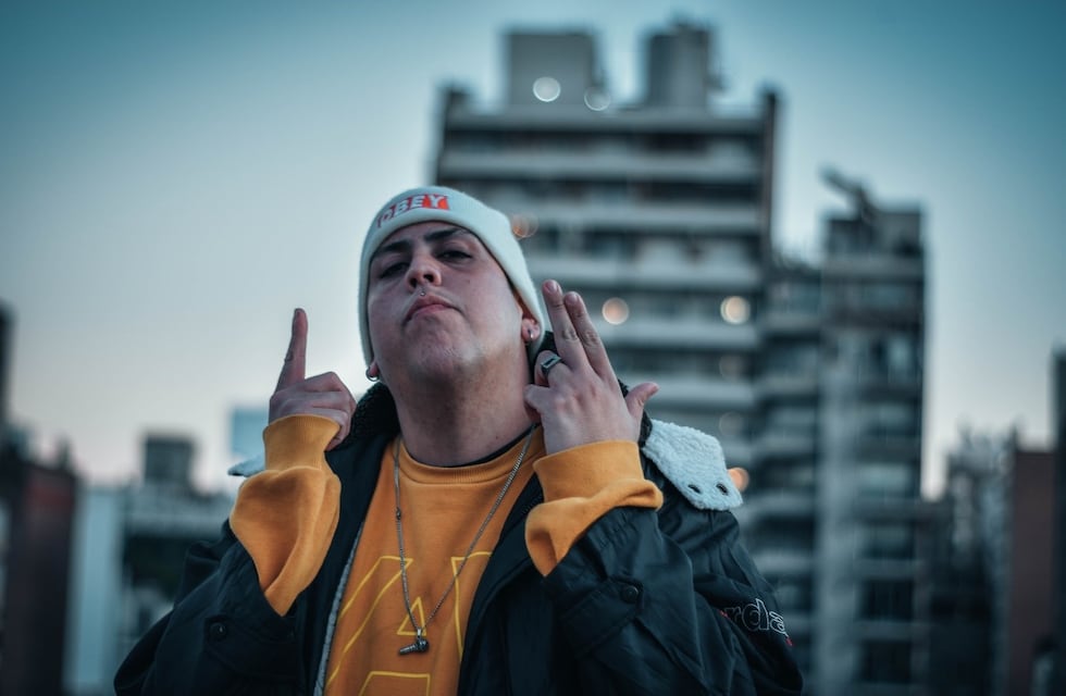 Kashis, el artista rosarino que tocó con L-Gante, C.R.O y Homer El Mero Mero y que quiere conquistar con su reggaetón