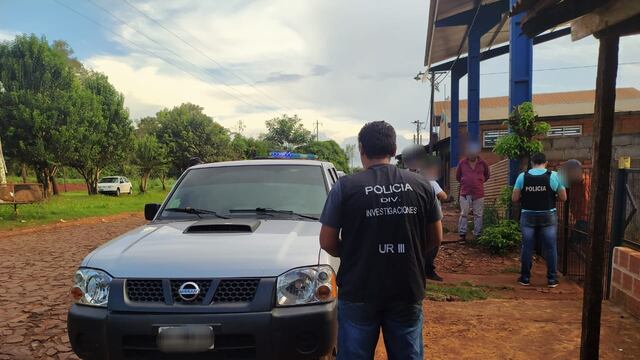 Recuperan vehículo robado mediante estafas en Eldorado.