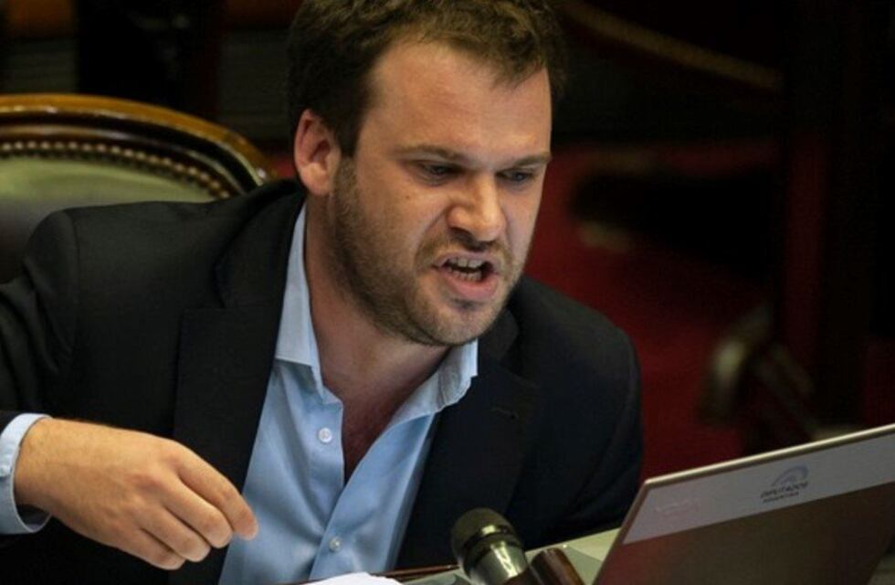 Coronavirus: el diputado Juan Manuel López dio positivo y deben aislarse Sergio Massa y Máximo Kirchner