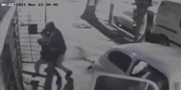 Violento asalto en La Plata, registrado en video