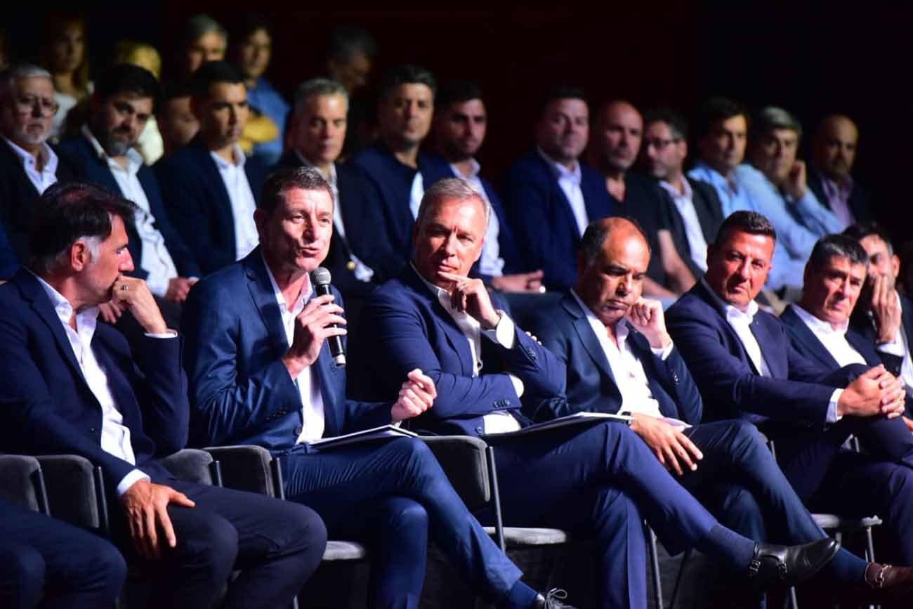 Presentación de la lista de Andres Fassi para las elecciones de Talleres en el Centro de Convenciones Córdoba. (Nicolás Bravo/La Voz)