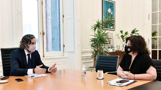 El jefe de Gabinete Santiago Cafiero y la ministra de Salud Carla Vizzotti (Archivo)