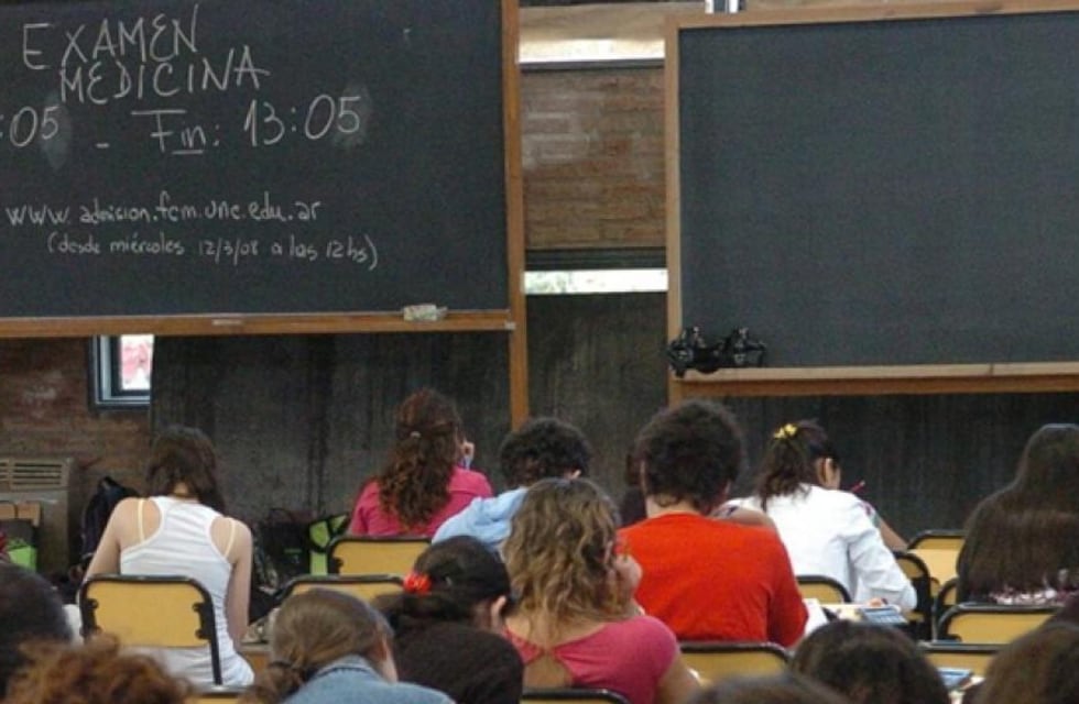 Época de exámenes: ¿cuáles son las “cábalas” y amuletos para rendir bien de los mendocinos?